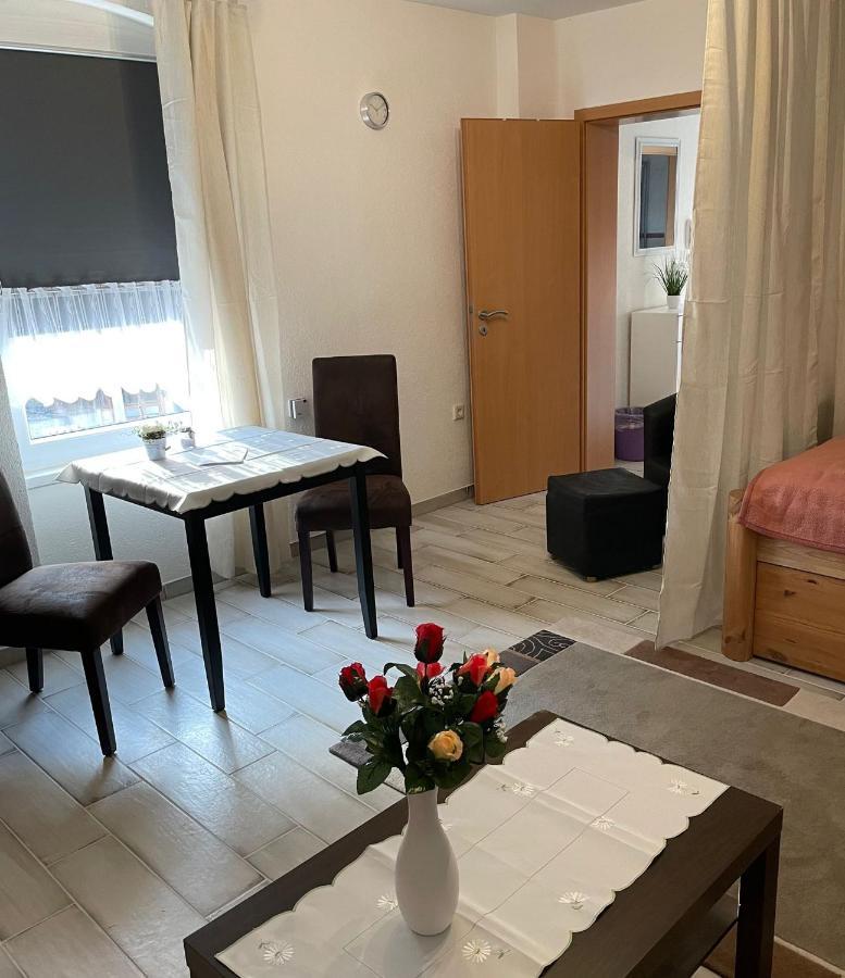 M24 Appartement Hecklingen  Buitenkant foto