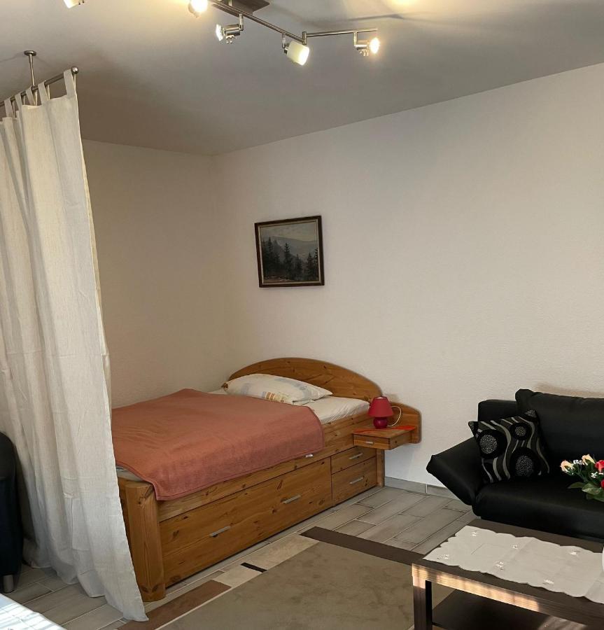 M24 Appartement Hecklingen  Buitenkant foto